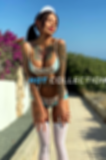 Brown  hair london escort Canva located in High Street Kensington picture 5