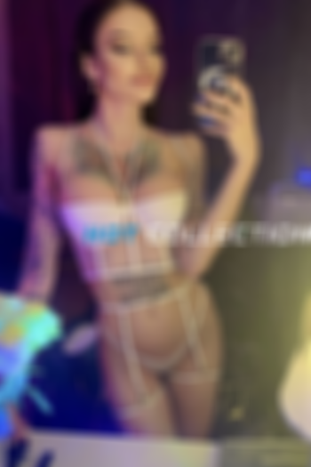 Brown  hair london escort Canva located in High Street Kensington picture 10