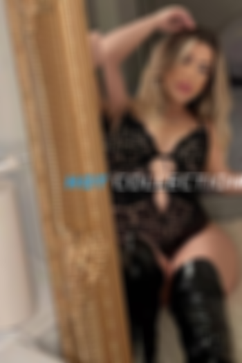 Blonde  hair london escort Luciana located in High Street Kensington picture 3