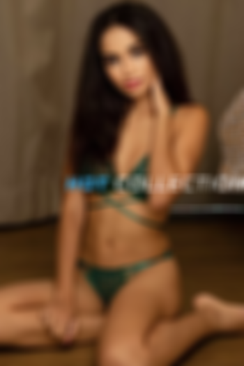 Brown  hair london escort Romance located in Earl's Court picture 1