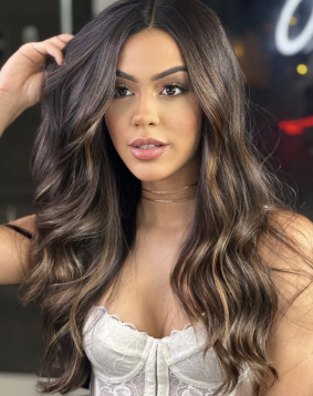 Brown hair london escort Nerea located in West Kensington